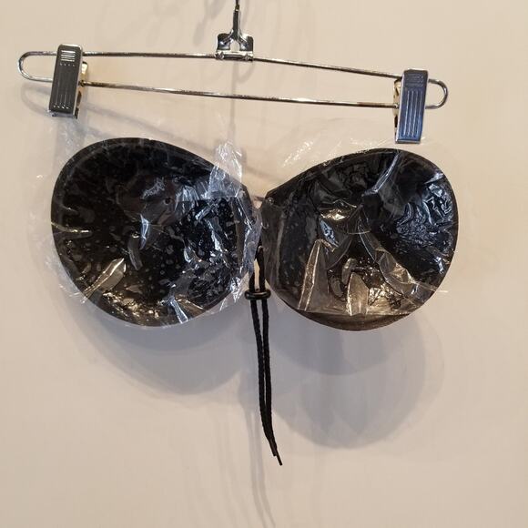 The Natural Lace-Up Strapless Adhesive Bra Backless Cleavage Enhancer Size B - Picture 9 of 10